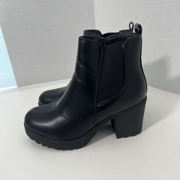 Moda Chics Black Booties Size 8 Chunky Heel Lug Sole Biker Fleece Lined - Picture 7 of 13